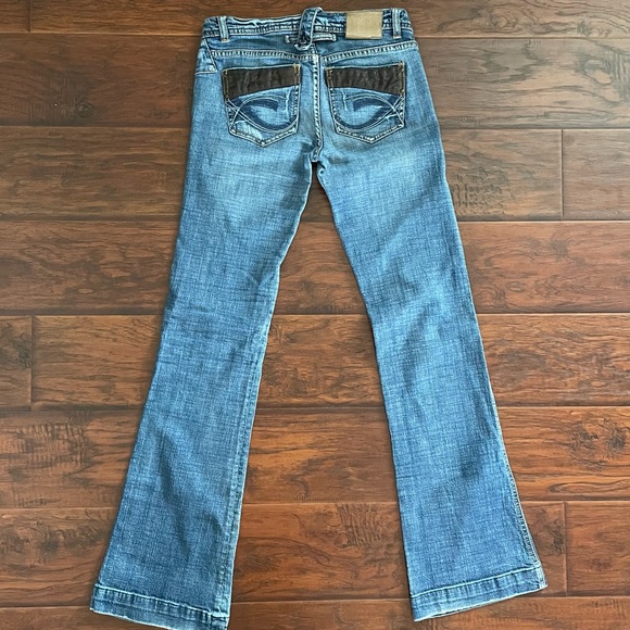 702 Vegas Jeans - Size 25x33 - Picture 5 of 7